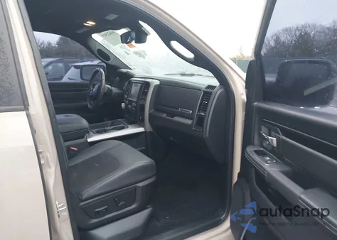 2017 Ram 1500 Rebel 4X4 5'7 Box z USA, uszkodzony, nr VIN 1C6RR7YT7HS672956